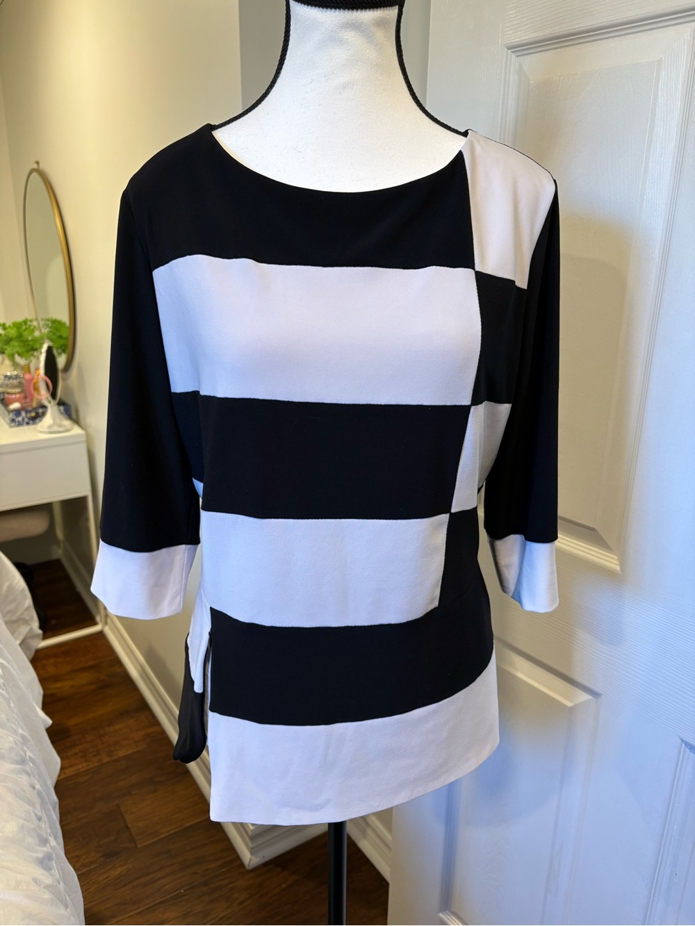 Joseph Ribkoff Black White Colorblock Tunic Top 3/4 Sleeve ~M